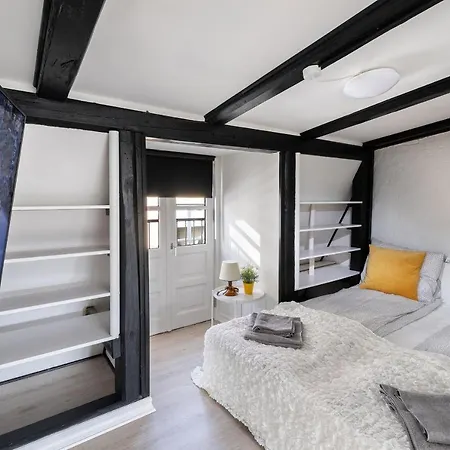 Aday - 4 Center 아파트 *